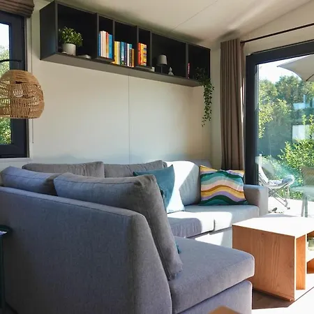 Tinyhouse Seetraeumchen Direkt Am Mit Terrasse Fuer 4 *