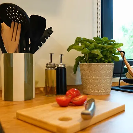 Apartment Tinyhouse Seetraeumchen Direkt Am Mit Terrasse Fuer 4 Bodenwohr