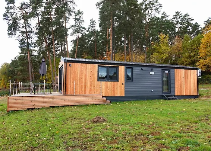 Tinyhouse Seetraeumchen Direkt Am See Mit Terrasse Fuer 4 *
